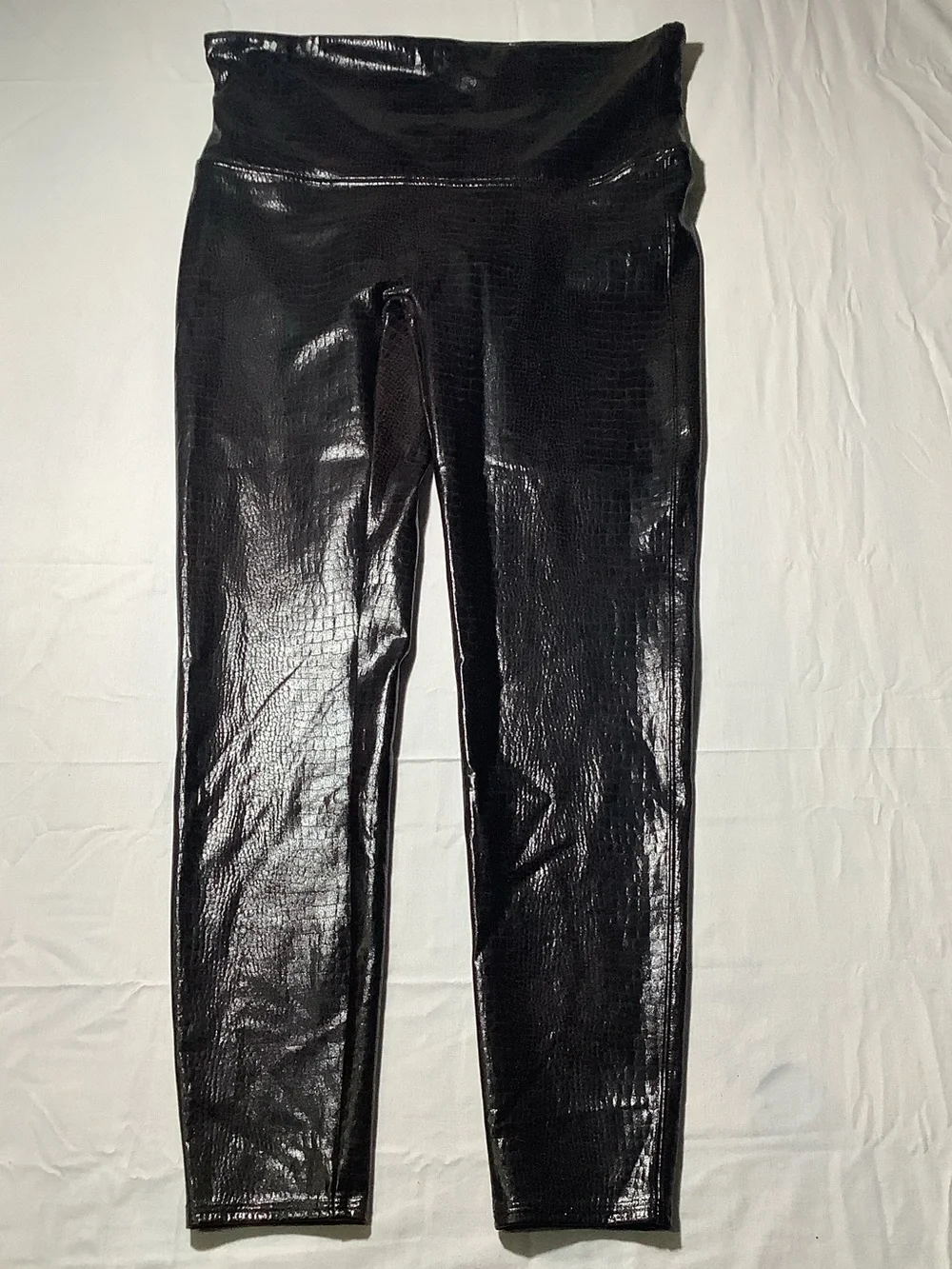 SPANX Black Glossy Faux-Snake Leggings